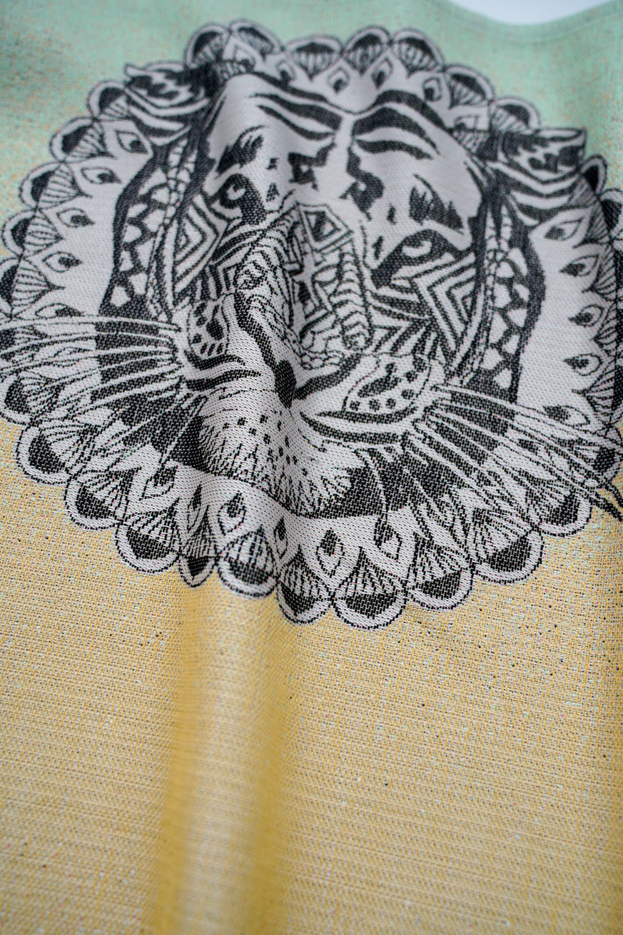 Portabebés Onbu Wild Mandala Tiger