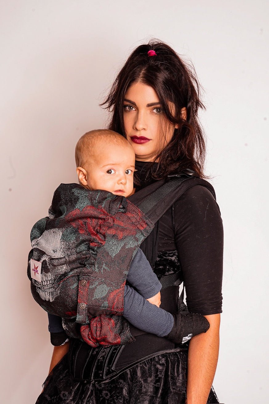Babytrage Flip Skulls N´Roses - KOKADI