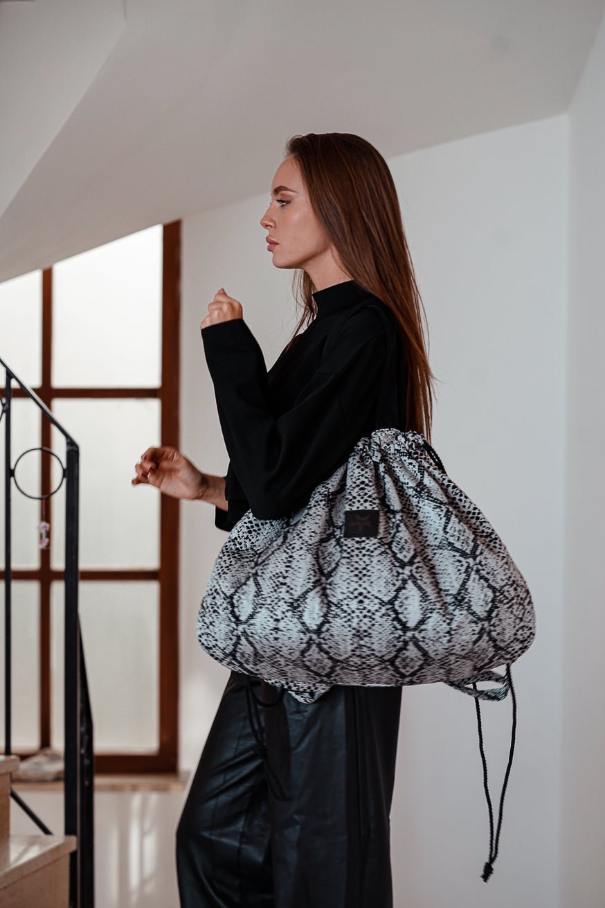 Mommy Bag Serpiente Monocromo - KOKADI